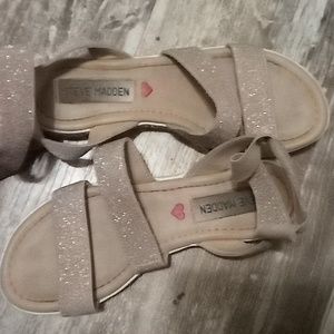 Steve Madden Size 1 little girls sandals